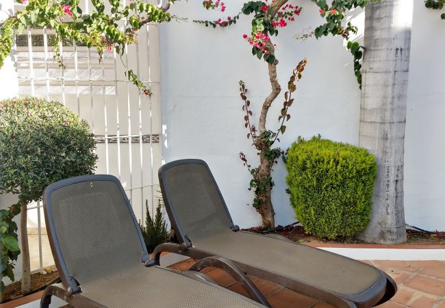 Apartamento en Nerja - Piso céntrico en Carabeo con piscina comunitaria Apartamento en Nerja - Piso céntrico en Carabeo con piscina comunitaria