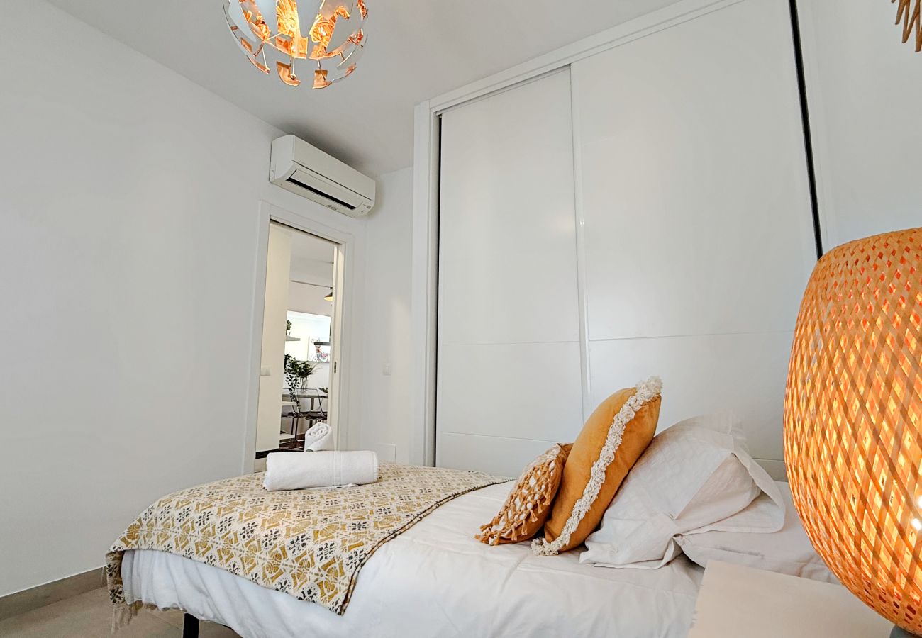 Apartamento en Nerja - AP310 - Colon Bajo - Centro