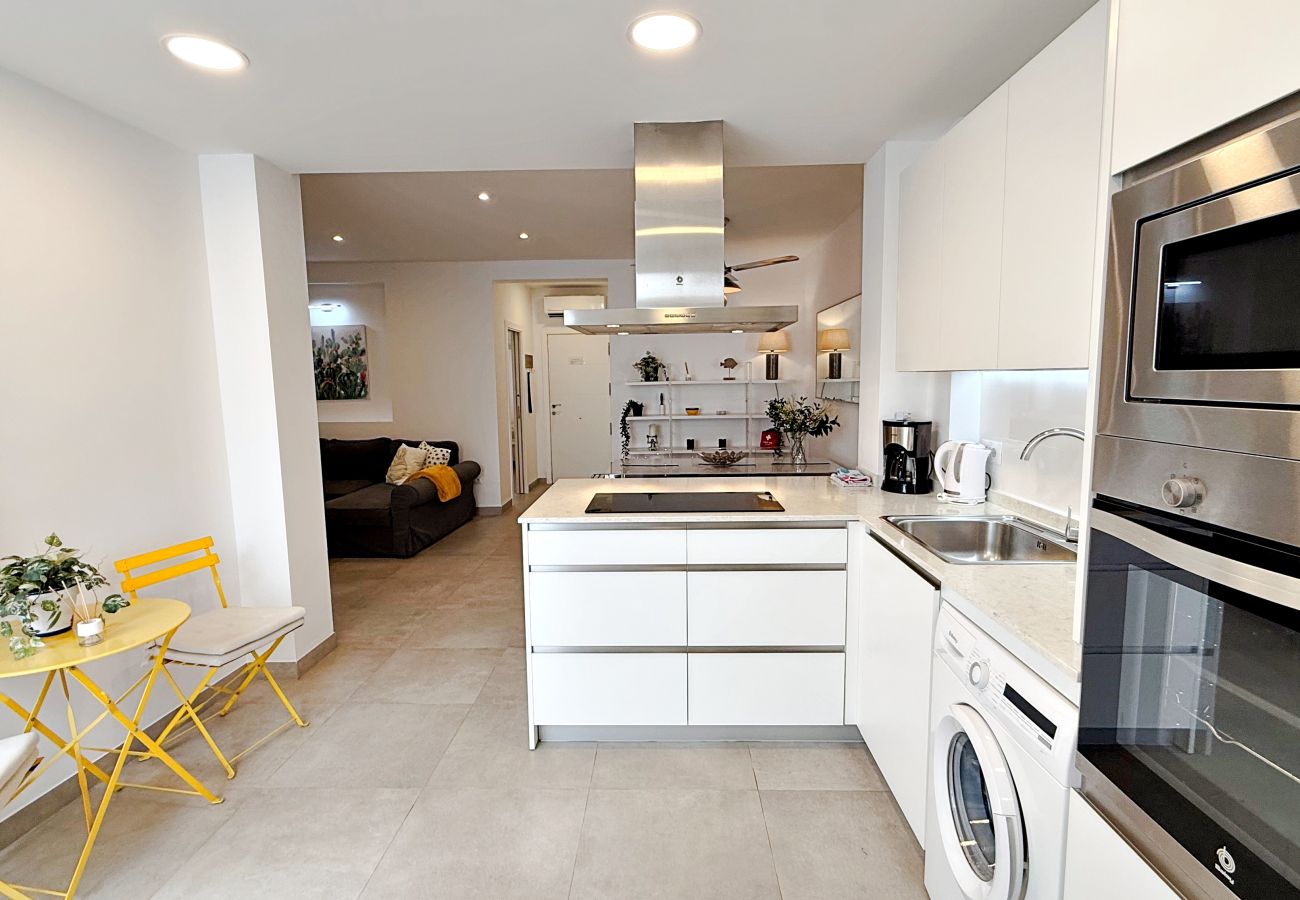 Apartamento en Nerja - AP310 - Colon Bajo - Centro