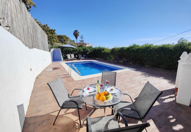 Villa en Nerja - AP377 CORTIJO MAITE