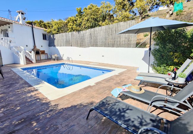 Villa en Nerja - AP377 CORTIJO MAITE