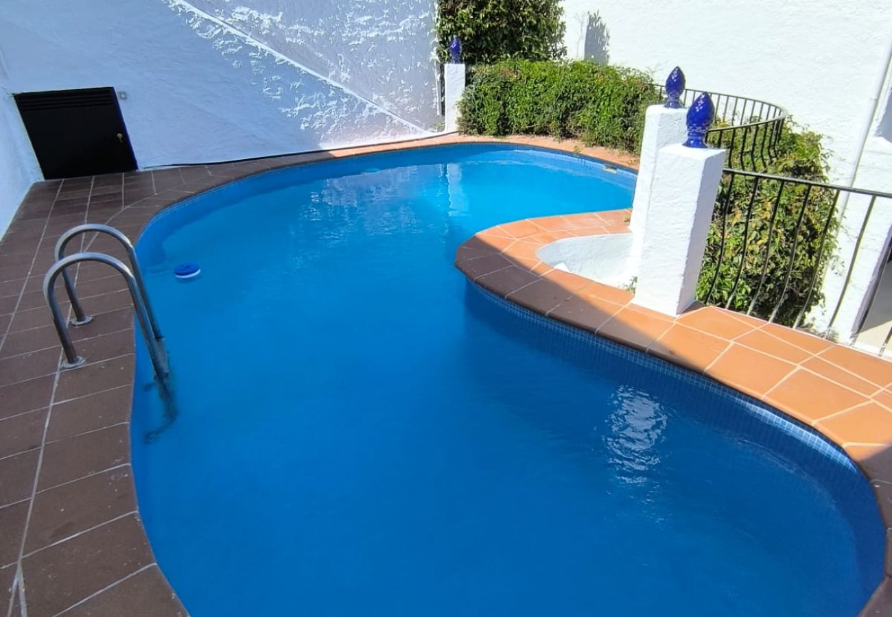 Villa en Nerja - AP419 - VILLA CHUMBERA 
