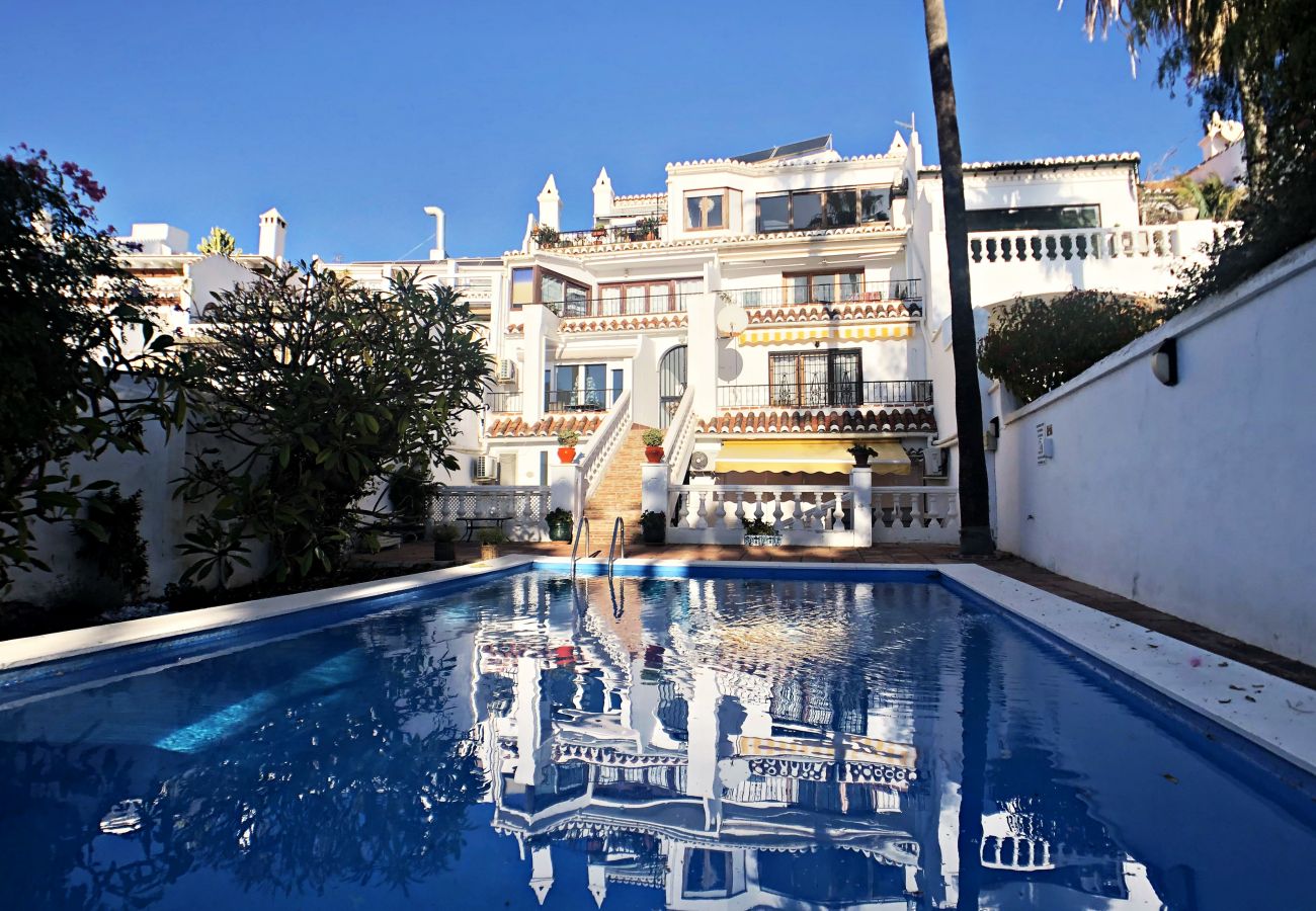 Apartment in Nerja - AP360 - Calle Carabeo 36