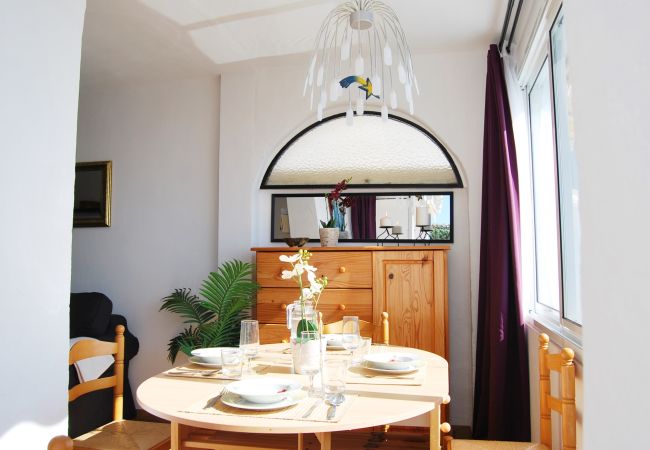 Apartment in Nerja - AP197 - Capuchinos - Beautiful apartment with Jacuzzi and free Wi-Fi Apartment in Nerja - AP197 - Capuchinos - Beautiful apartment with Jacuzzi and free Wi-Fi