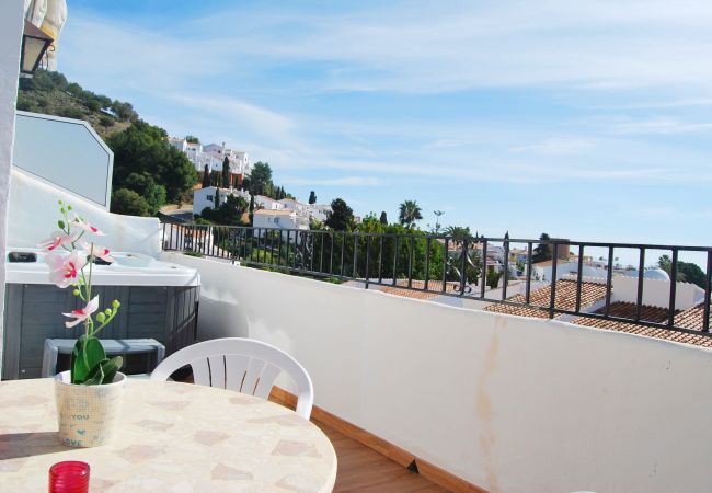 Apartment in Nerja - AP197 - Capuchinos - Beautiful apartment with Jacuzzi and free Wi-Fi Apartment in Nerja - AP197 - Capuchinos - Beautiful apartment with Jacuzzi and free Wi-Fi