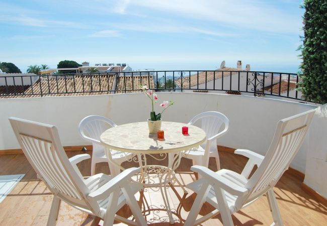 Apartment in Nerja - AP197 - Capuchinos - Beautiful apartment with Jacuzzi and free Wi-Fi Apartment in Nerja - AP197 - Capuchinos - Beautiful apartment with Jacuzzi and free Wi-Fi