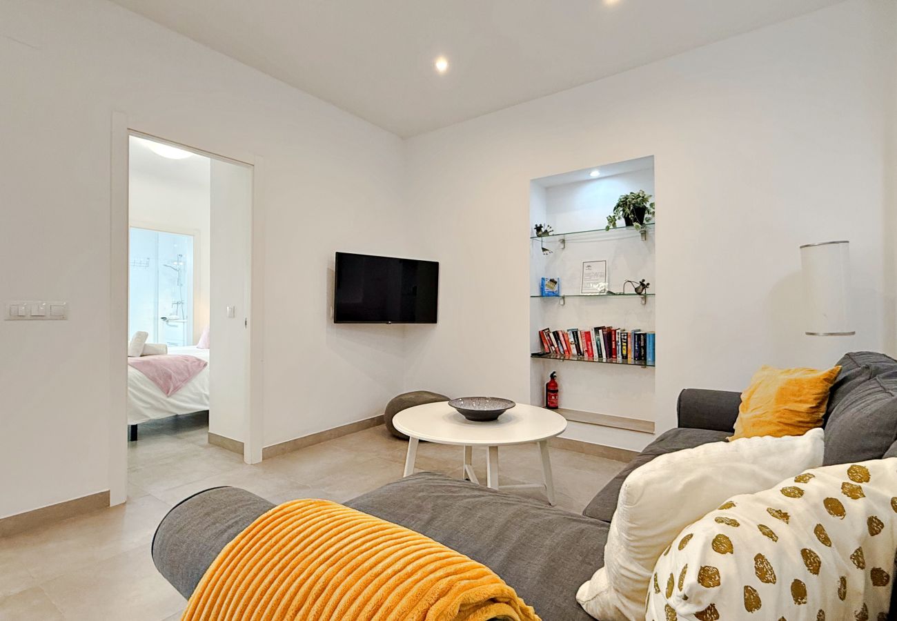 Apartment in Nerja - AP310 - Colon Bajo - Centro