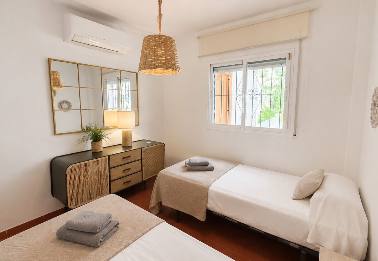 Apartment in Nerja - AP376 - Casa Linda Valparaiso