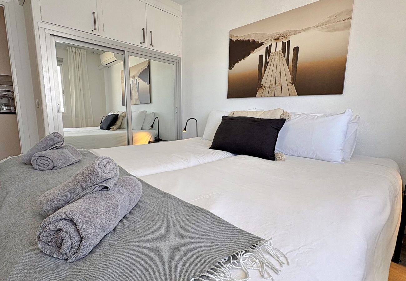 Apartment in Nerja - AP408 ACAPULCO PLAYA