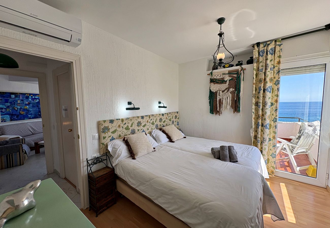 Apartment in Nerja - AP411 VERDEMAR BEACH PARADISE