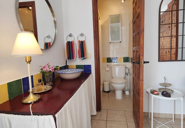 Villa in Nerja - AP419 - VILLA CHUMBERA  Villa in Nerja - AP419 - VILLA CHUMBERA