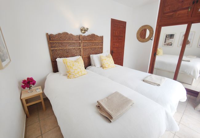 Villa in Nerja - AP419 - VILLA CHUMBERA  Villa in Nerja - AP419 - VILLA CHUMBERA