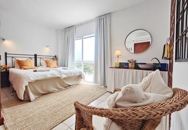Villa in Nerja - AP419 - VILLA CHUMBERA  Villa in Nerja - AP419 - VILLA CHUMBERA