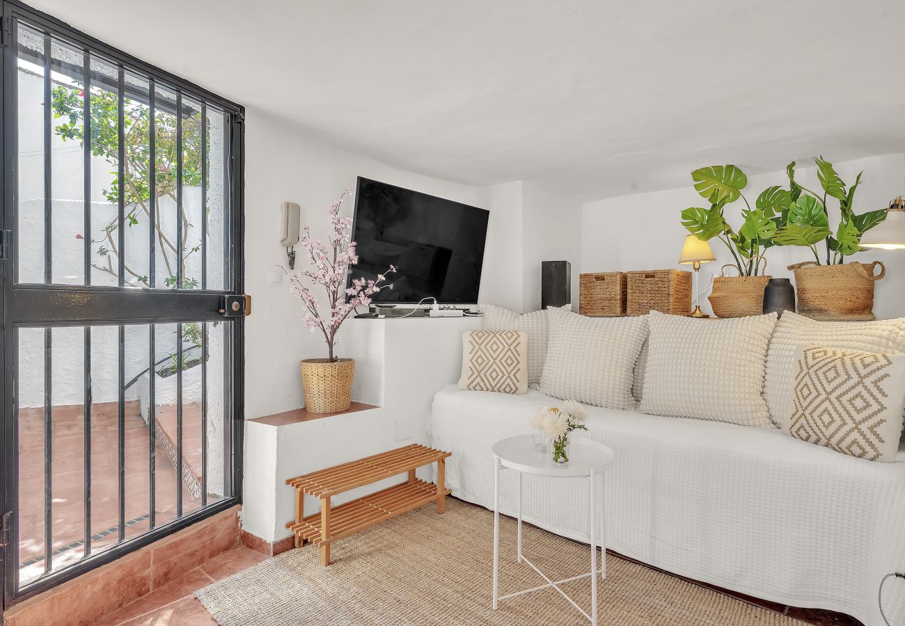 Villa in Nerja - AP419 - VILLA CHUMBERA