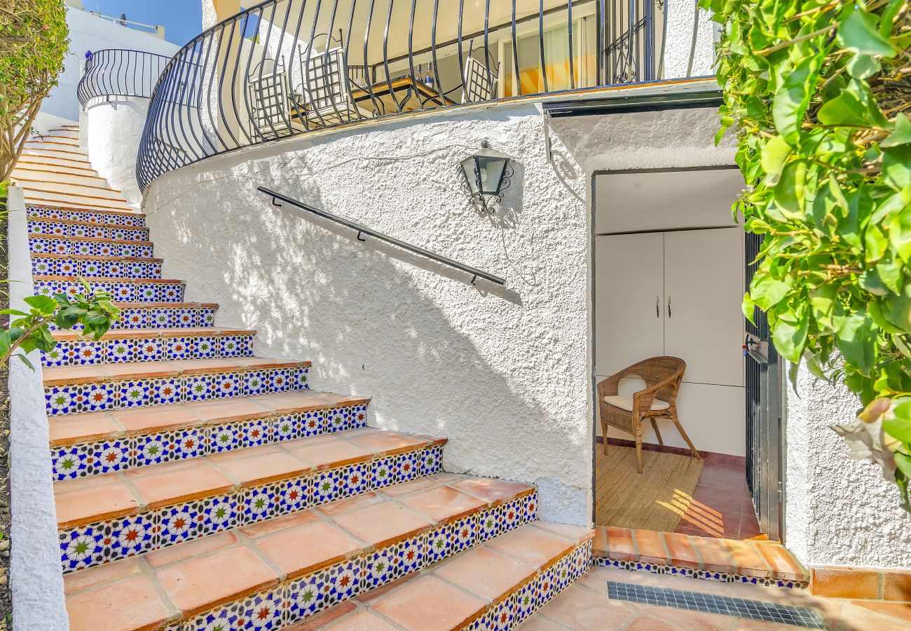 Villa in Nerja - AP419 - VILLA CHUMBERA