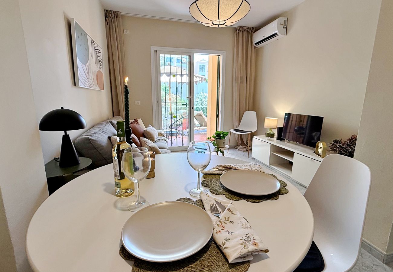 Apartment in Nerja - AP428 BURRIANA BEACH LAS FLORES